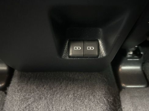 Used 2024 Toyota 4Runner TRD Off-Road Premium image 27