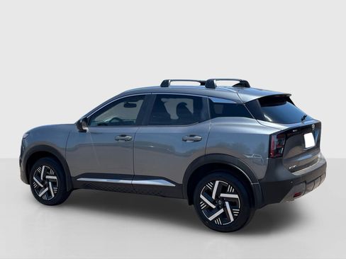 New 2026 Nissan Kicks SV w/ Cold Weather Package FWD image 3