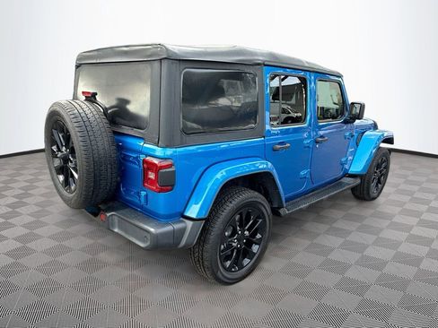 Used 2021 Jeep Wrangler Unlimited Sahara w/ Cold Weather Group AWD/4WD image 6