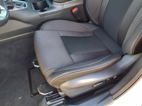 Used 2025 Subaru Outback Premium image 24