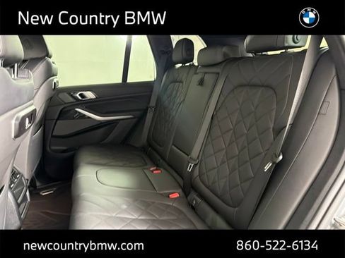 Used 2024 BMW X5 xDrive40i w/ M Sport Package AWD/4WD image 22