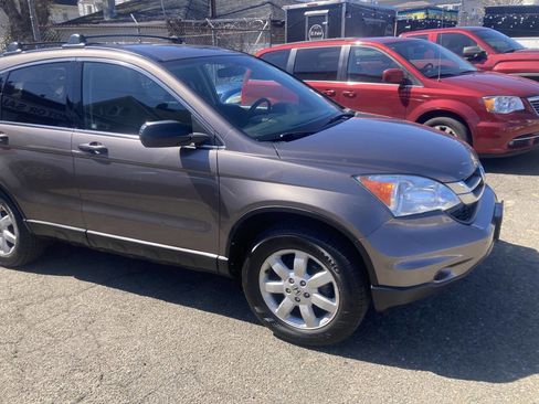 Used 2011 Honda CR-V SE image 3
