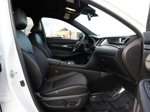 Certified 2025 INFINITI QX50 Sport image 23
