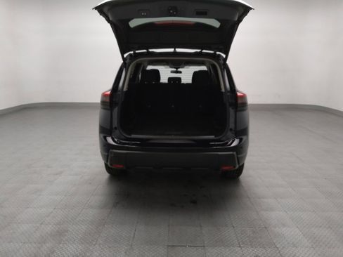 Used 2024 Nissan Rogue SV AWD/4WD image 29