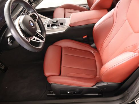 Used 2025 BMW 230i Coupe w/ M Sport Package RWD image 12
