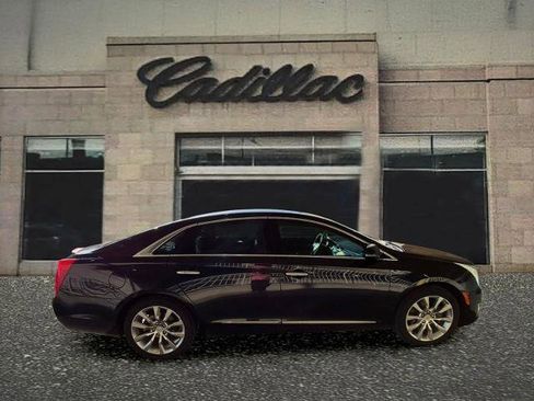 Used 2017 Cadillac XTS Luxury AWD/4WD image 6