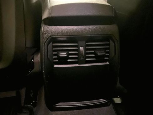 Used 2024 BMW 230i Coupe w/ Convenience Package image 33