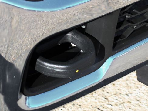 Used 2022 RAM 2500 Tradesman w/ Chrome Appearance Group image 33