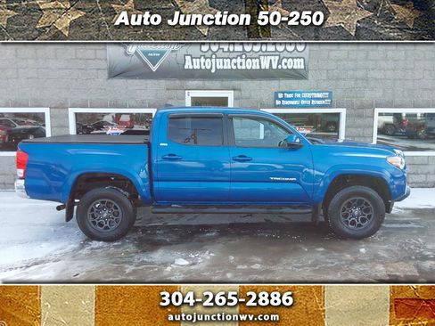 Used 2017 Toyota Tacoma SR5 w/ Tow Package image 1