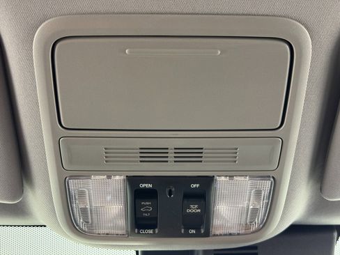 Used 2021 Honda Pilot EX-L image 34