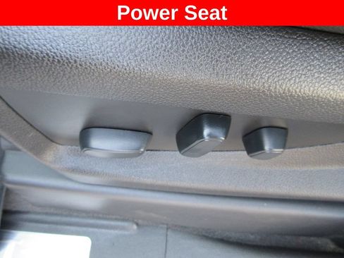Used 2019 Chevrolet Suburban LT AWD/4WD image 27