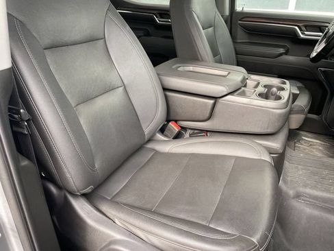 Used 2023 GMC Sierra 1500 SLT AWD/4WD image 24