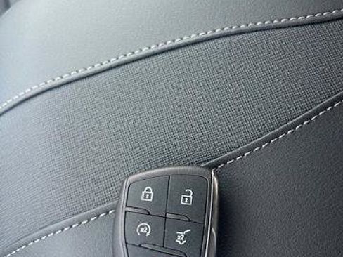 New 2026 Buick Enclave Preferred w/ Power Package image 24