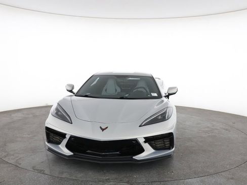Used 2021 Chevrolet Corvette Stingray Preferred Cpe w/ Z51 Performance Package RWD image 4