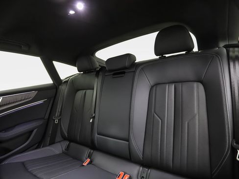 Used 2025 Audi A7 3.0T Premium Plus image 23