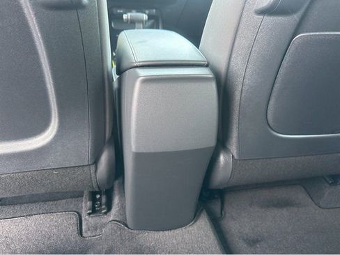 Certified 2025 Kia Niro LX image 21