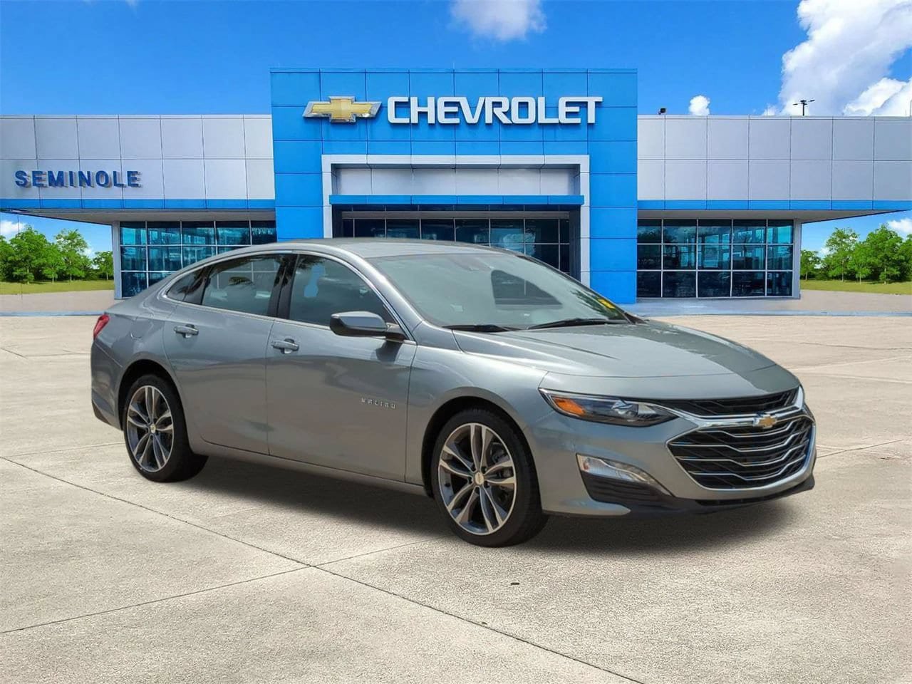 Used 2025 Chevrolet Malibu LT FWD image 1