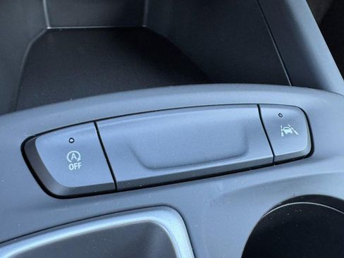 New 2026 Chevrolet Trax RS FWD image 38