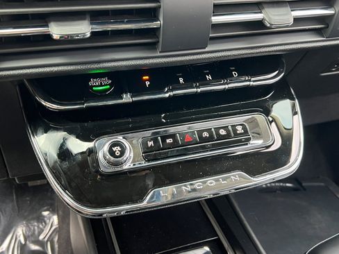 New 2026 Lincoln Corsair Premiere image 19