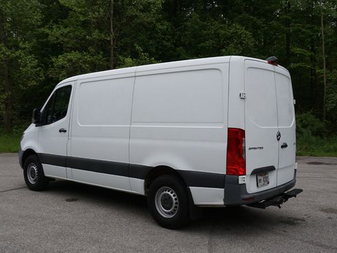 Used 2019 Mercedes-Benz Sprinter 1500 image 3