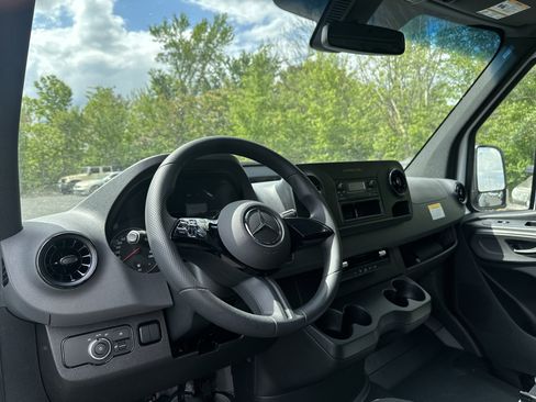 New 2026 Mercedes-Benz Sprinter 2500 image 16
