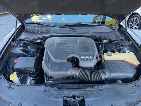 Used 2016 Dodge Charger SXT image 26