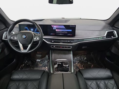 Used 2024 BMW X5 xDrive40i image 10