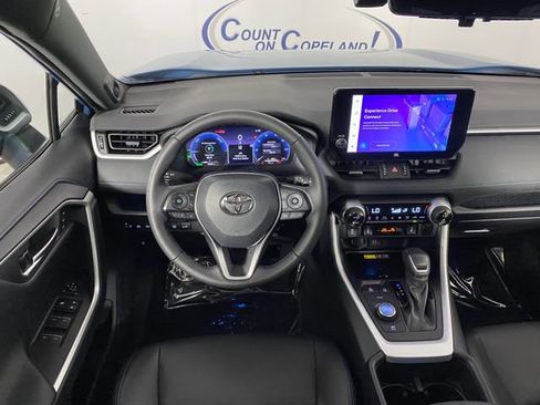 Certified 2024 Toyota RAV4 XSE w/ Advanced Technology Package AWD/4WD image 17