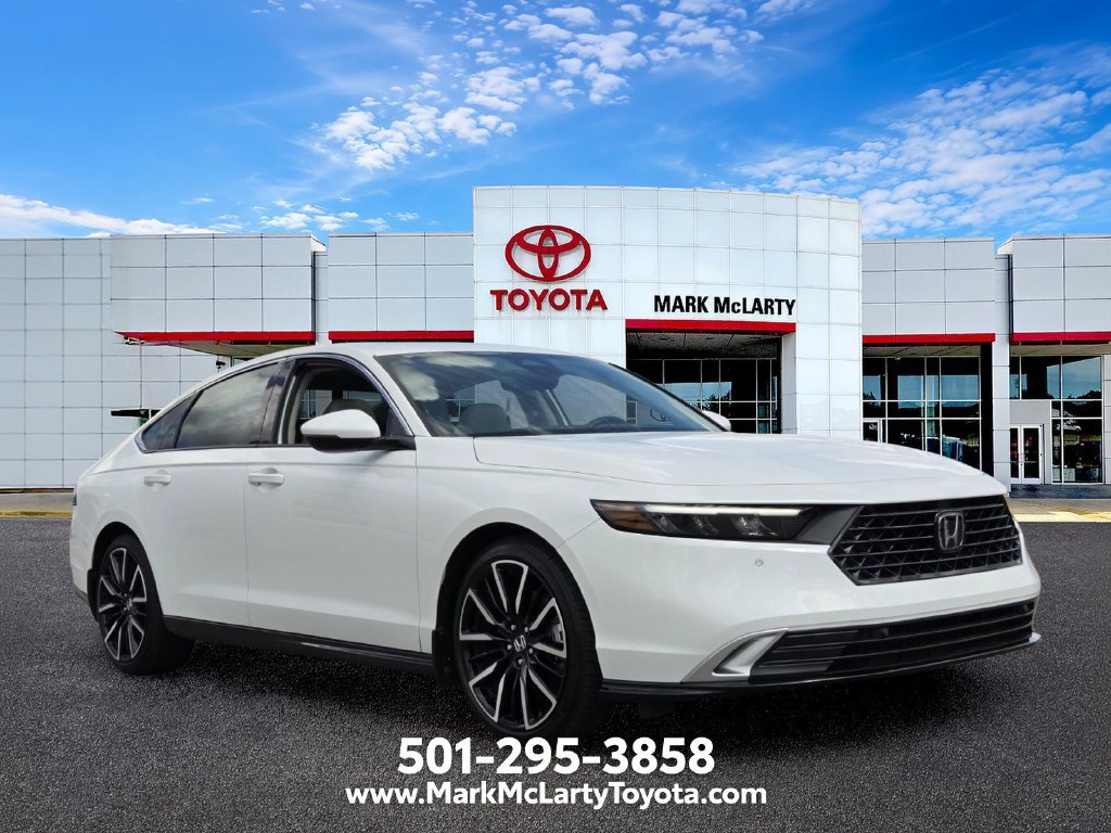 Used 2025 Honda Accord Touring image 7