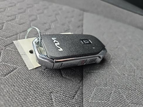 Certified 2024 Kia Seltos S AWD/4WD image 14