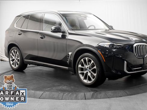 Used 2024 BMW X5 xDrive40i w/ Parking Assistance Package AWD/4WD image 9