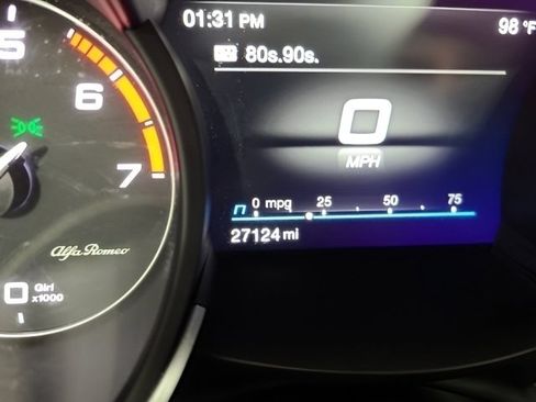 Used 2021 Alfa Romeo Stelvio Ti AWD/4WD image 29