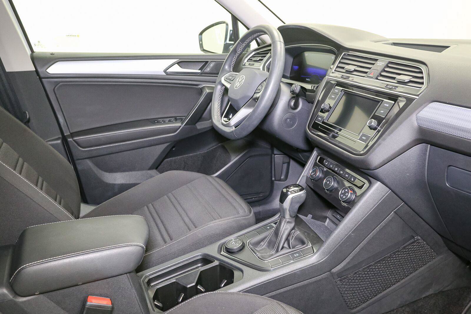 Certified 2024 Volkswagen Tiguan S AWD/4WD image 22