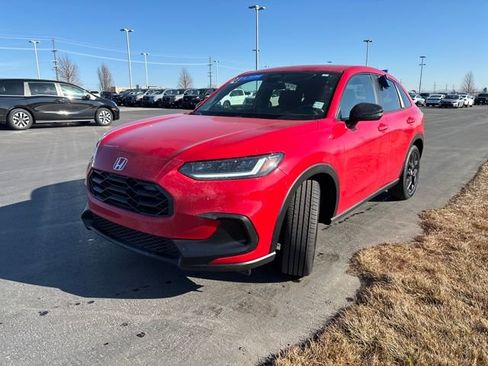 Certified 2024 Honda HR-V Sport image 7