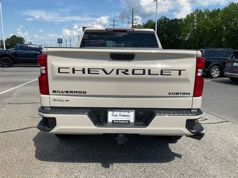 Used 2026 Chevrolet Silverado 1500 Custom w/ Turbomax Blackout Package RWD image 21