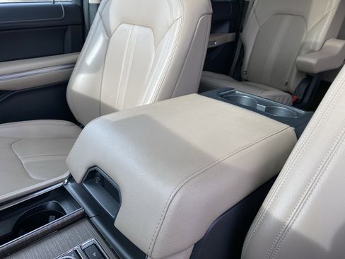 Used 2024 Ford Expedition Max Limited image 83