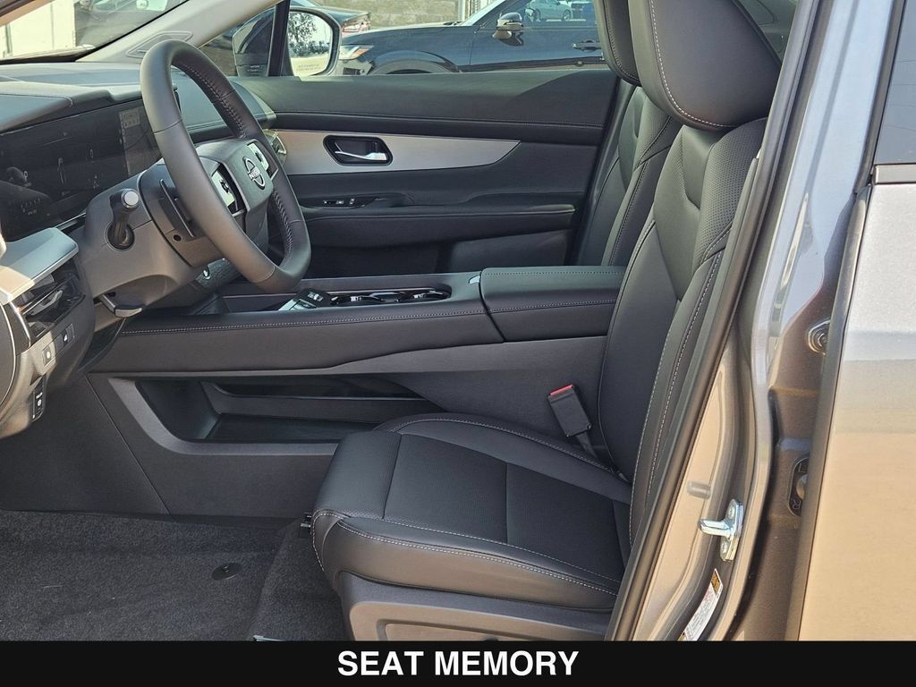 New 2026 Nissan Murano SL AWD/4WD image 11