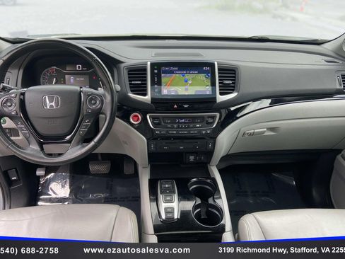 Used 2016 Honda Pilot Touring image 15