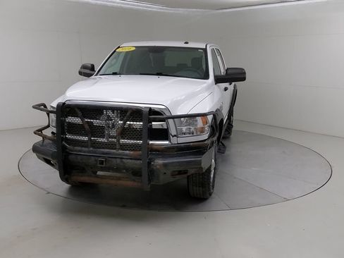 Used 2016 RAM 2500 Tradesman w/ Chrome Appearance Group AWD/4WD image 8