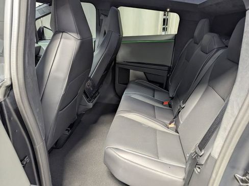 Used 2024 Tesla Cybertruck AWD Crew Cab image 9