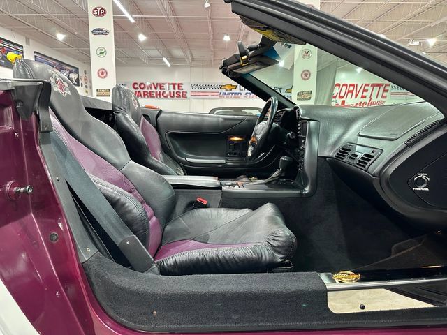 Used 1995 Chevrolet Corvette Convertible RWD image 8