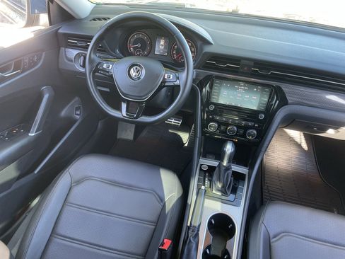 Used 2020 Volkswagen Passat 2.0T R-Line image 12