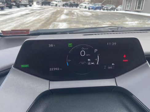 Used 2023 Toyota Prius Prime SE image 18