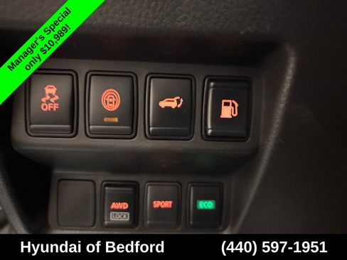 Used 2019 Nissan Rogue SV AWD/4WD image 14