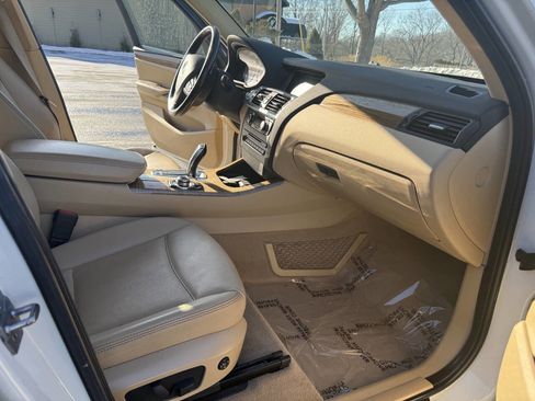 Used 2011 BMW X3 xDrive28i image 13