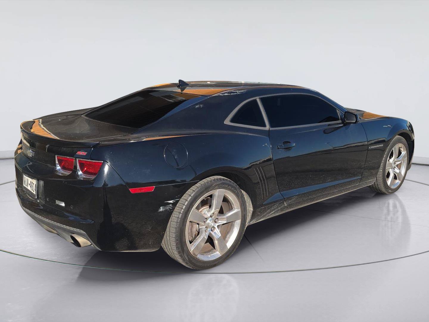 Used 2012 Chevrolet Camaro SS w/ RS Package RWD image 3