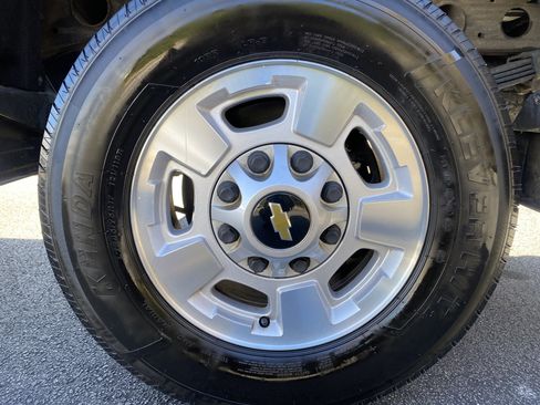 Used 2017 Chevrolet Silverado 2500 LT w/ All Star Edition image 13