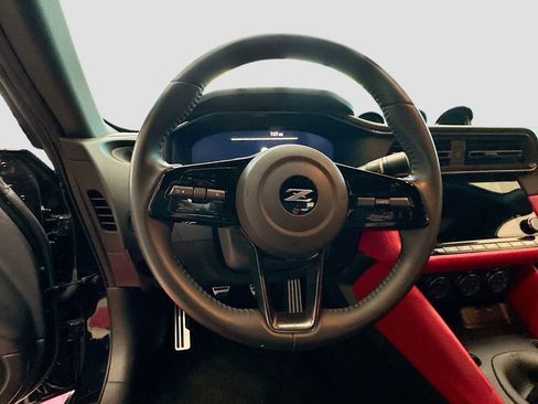 Used 2025 Nissan Z Performance w/ Floor Mat Package image 11