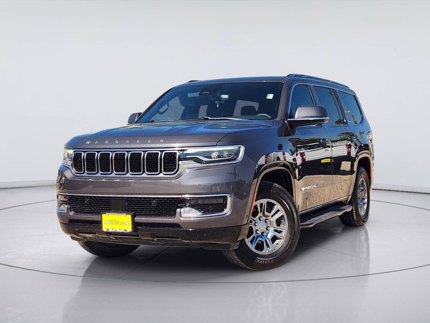 Used 2022 Jeep Wagoneer Series I RWD image 1