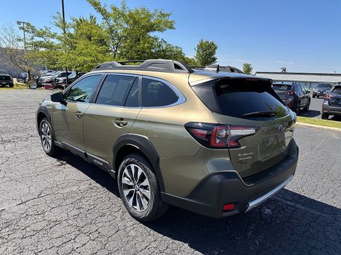 Certified 2025 Subaru Outback Limited AWD/4WD image 5